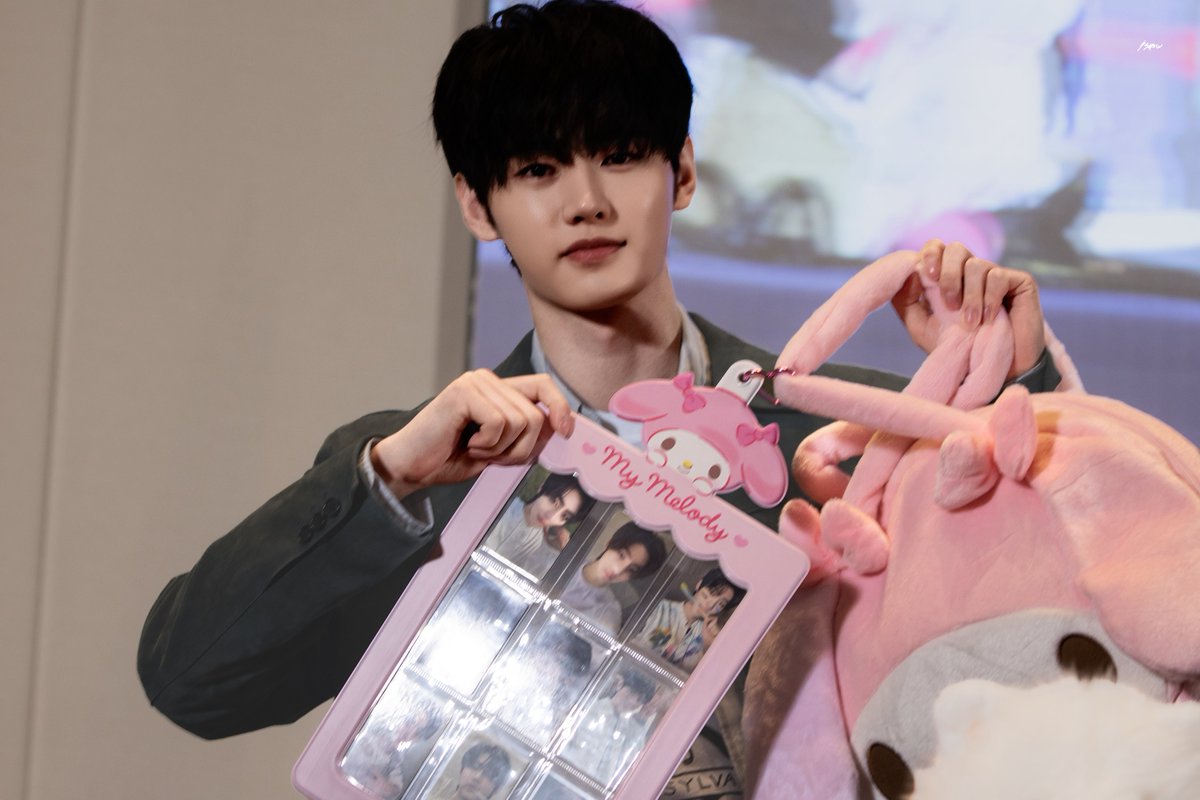 psnow1208's tweet photo. 260308

#ENHYPEN #SUNGHOON #엔하이픈 #성훈 #ソンフン https://t.co/R2vyJTGBsb