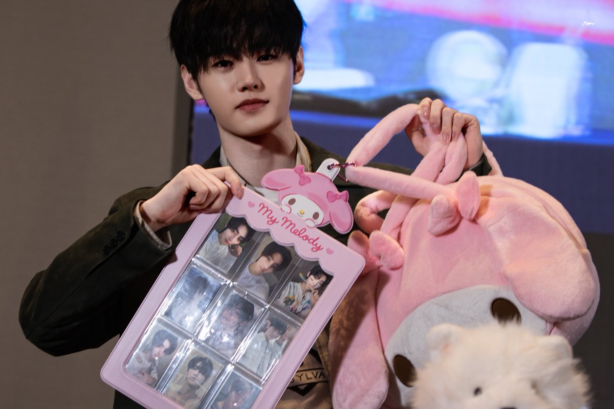 psnow1208's tweet photo. 260308

#ENHYPEN #SUNGHOON #엔하이픈 #성훈 #ソンフン https://t.co/R2vyJTGBsb