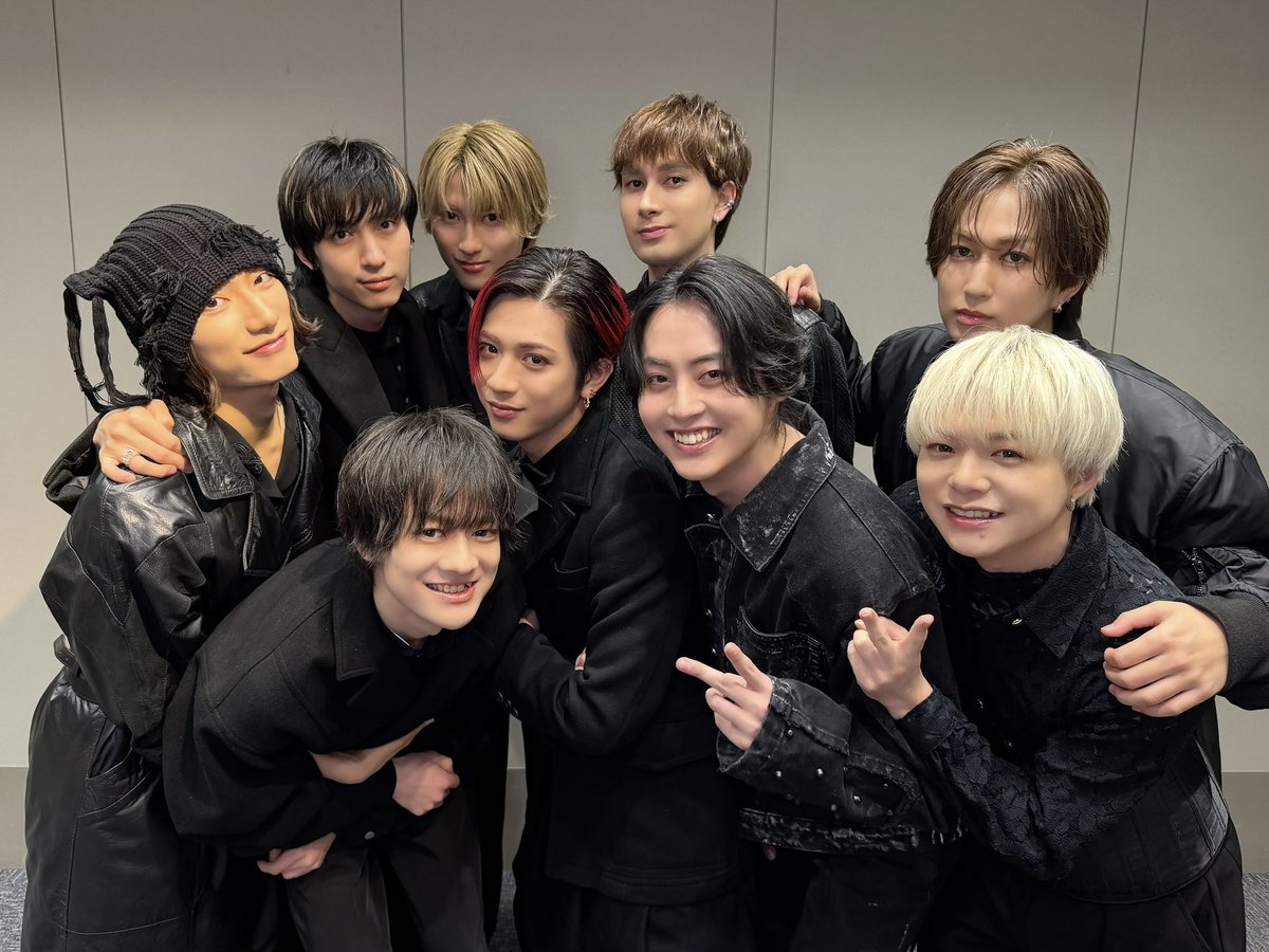 Supdra_staff's tweet photo. ／
Major 5th Single「Break off」
楽天ブックス限定イベント @大阪会場
＼

ありがとうございました！

本日にて「Break off」発売に伴うリリースイベントは終了いたしました！
引き続き「Break off」をお楽しみください💫

#SD_Breakoff
#スパドラ #SUPERDRAGON https://t.co/VdnK3V98fm