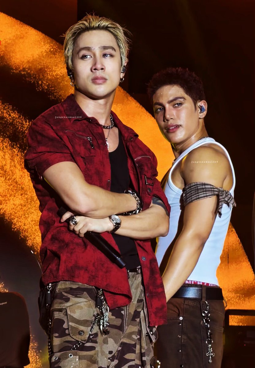 ang aangas!
<a href="/stellajero_/">Stell Ajero</a> <a href="/JoshCullen_s/">JOSH CULLEN</a> 

<a href="/SB19Official/">SB19 Official</a> #SB19
<a href="/tmtambayan/">TM Tambayan</a> #TM2geder5ever #TeamTayo