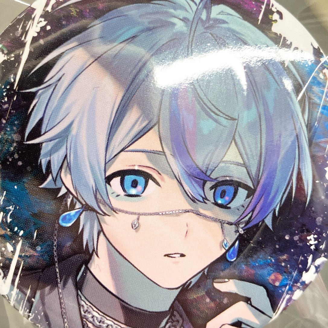 入荷情報】 🎼シクフォニ 🎼 缶バッジ アクキー アクリルスタンド