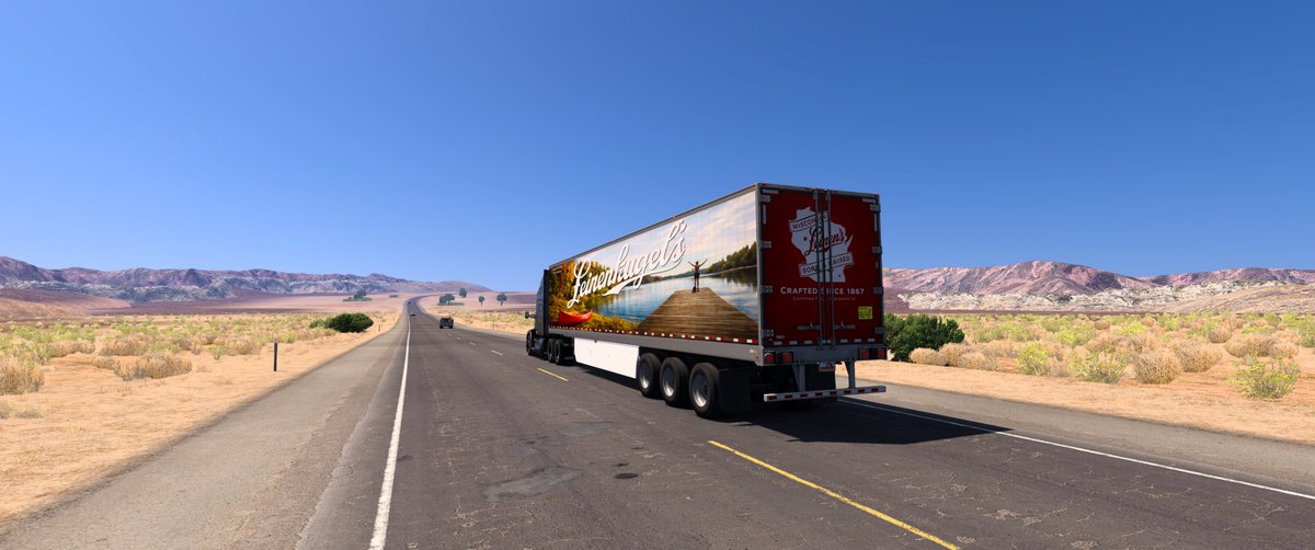 ats_ryoryo's tweet image. 今日の配送は結構マップ埋めれた気がする😁事務用品18t
この丸い畑は何を作ってるんだろ😁

#ATS #AmericanTruckSimulator
#Kenworth