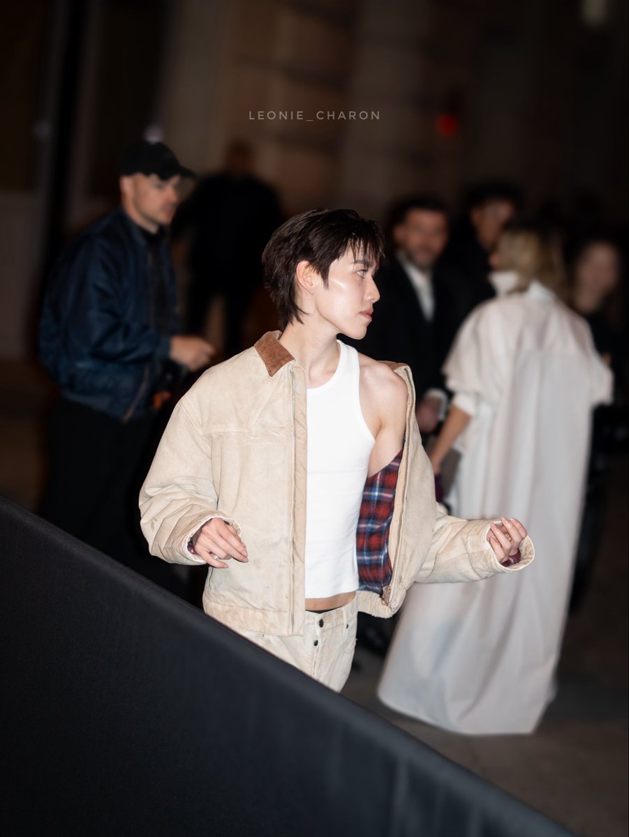 CharonTurpin's tweet photo. PP Krit for Balenciaga 
Paris Fashion Week F/W

Tous droits réservés, ne pas utiliser sans autorisation / All rights reserved, Do not use without agreement

#BalenciagaWinter26xPPKrit 
#Balenciaga #PFW #PPKritt #thailand @PPKrit_Ent https://t.co/grqoIHtgvD
