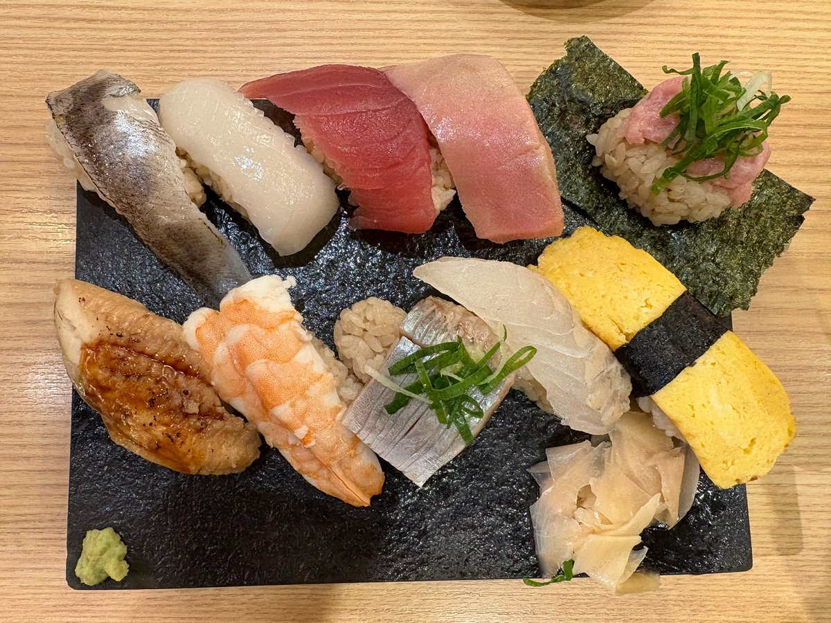 bearJug's tweet photo. 今日の外食ランチ
杉玉
#寿司
#ランチ https://t.co/pklSB0Q4SL
