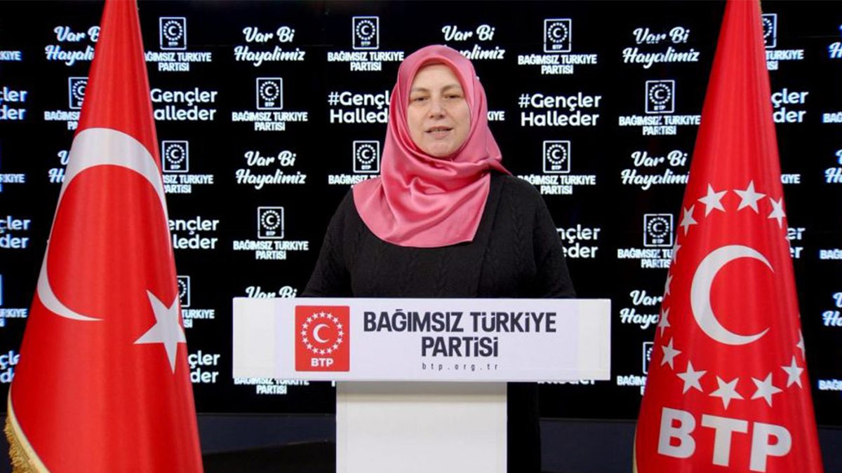 Bağımsız Türkiye Partisi (BTP) Kadın Kolları Başkanımız Sayın Seçil Mumcuoğlu, 8 Mart Dünya Kadınlar Günü vesilesiyle bir mesaj yayımladı. 
 
Kadınların yaşadığı temel sorunları gündeme getiren Mumcuoğlu mesajında şunları belirtti:
 
"8 Mart Dünya Kadınlar Günü, Haydutların kol