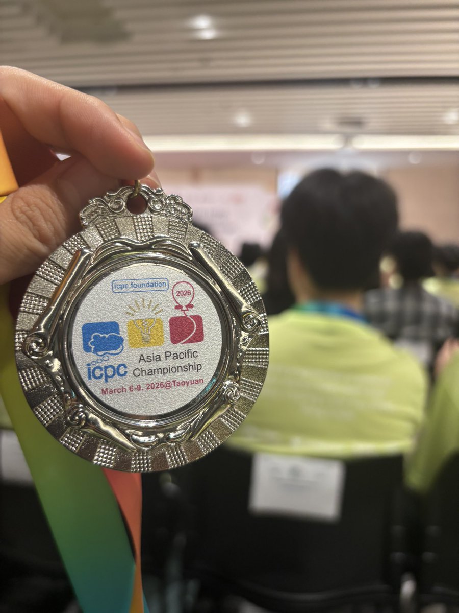 tada721's tweet photo. ICPC Asia Pacific Championship 銀！ https://t.co/hPa7YcDJT5