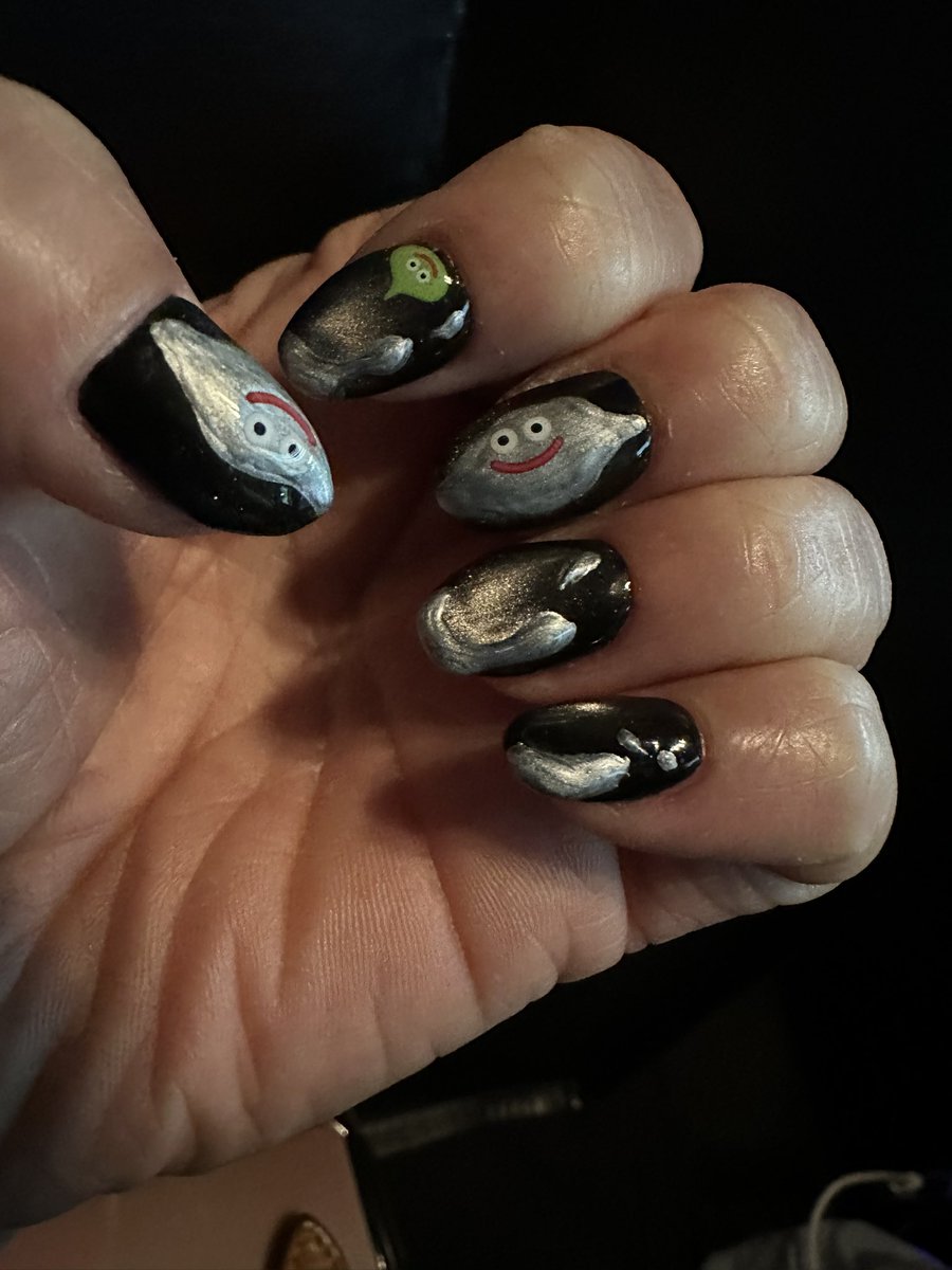 今回のネイルはこちら☺
なーんだ？