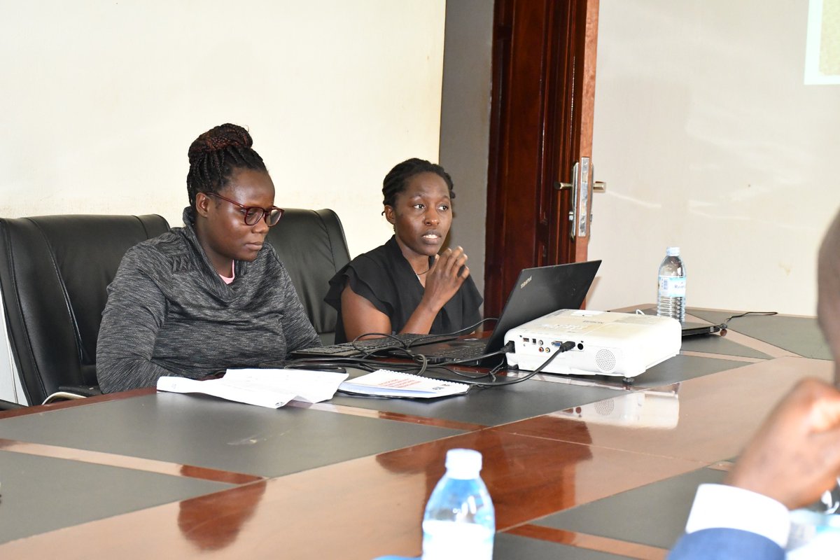 Somerouganda09's tweet photo. On Friday, March 6, 2026, Somero Uganda met with the Lyantonde District NGO Monitoring Committee to introduce the #REALFATHERS project. The committee commended the initiative and formally committed to supporting its implementation within the district
#RealFathersProjectUganda https://t.co/gAwCjVYYIN