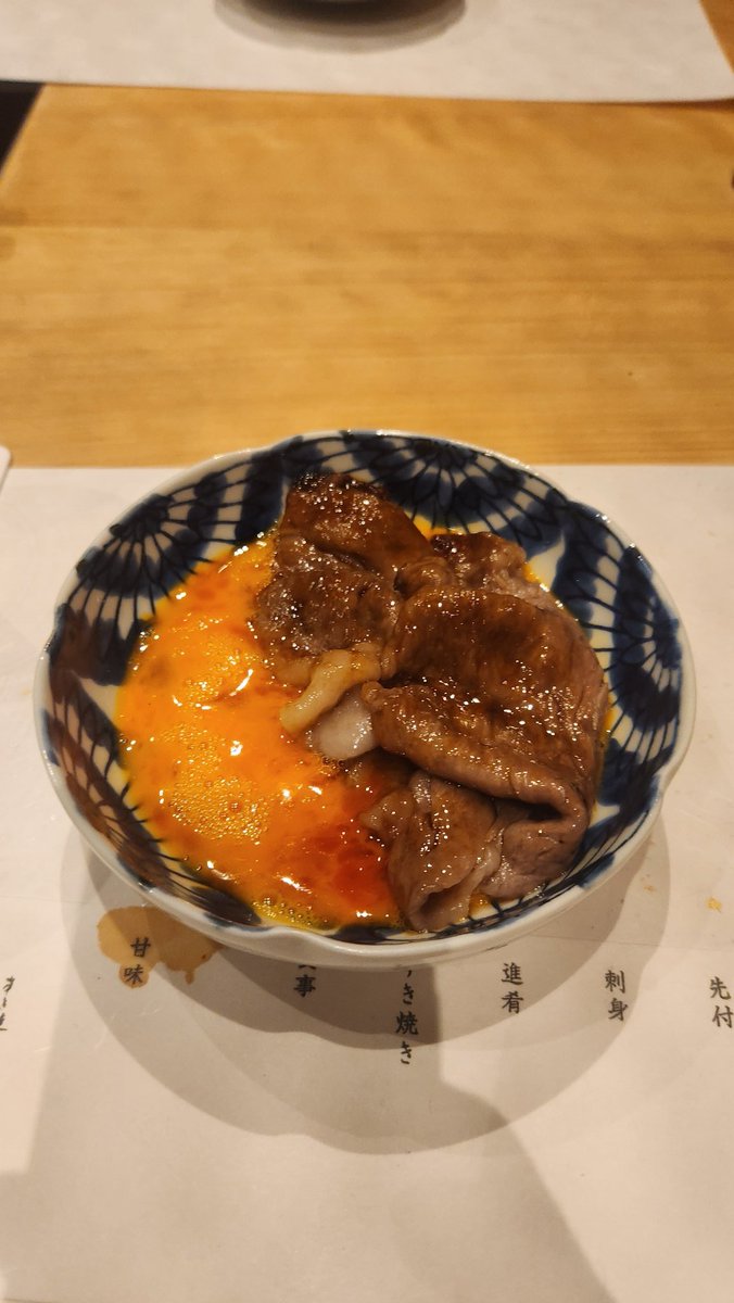 agohige777's tweet photo. 数年振りに十二天来た
すき焼きぃ！ https://t.co/a83gPkNK3W