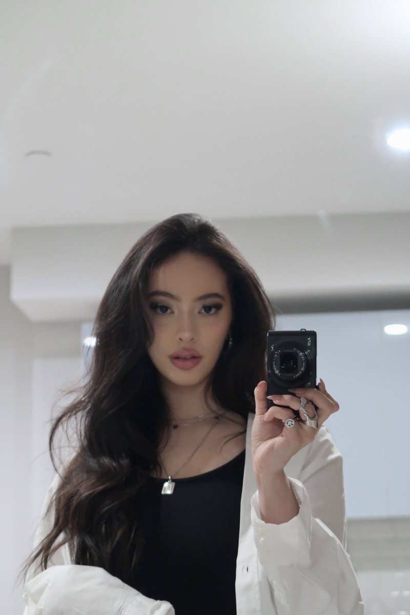 Bluebird51 tweet media