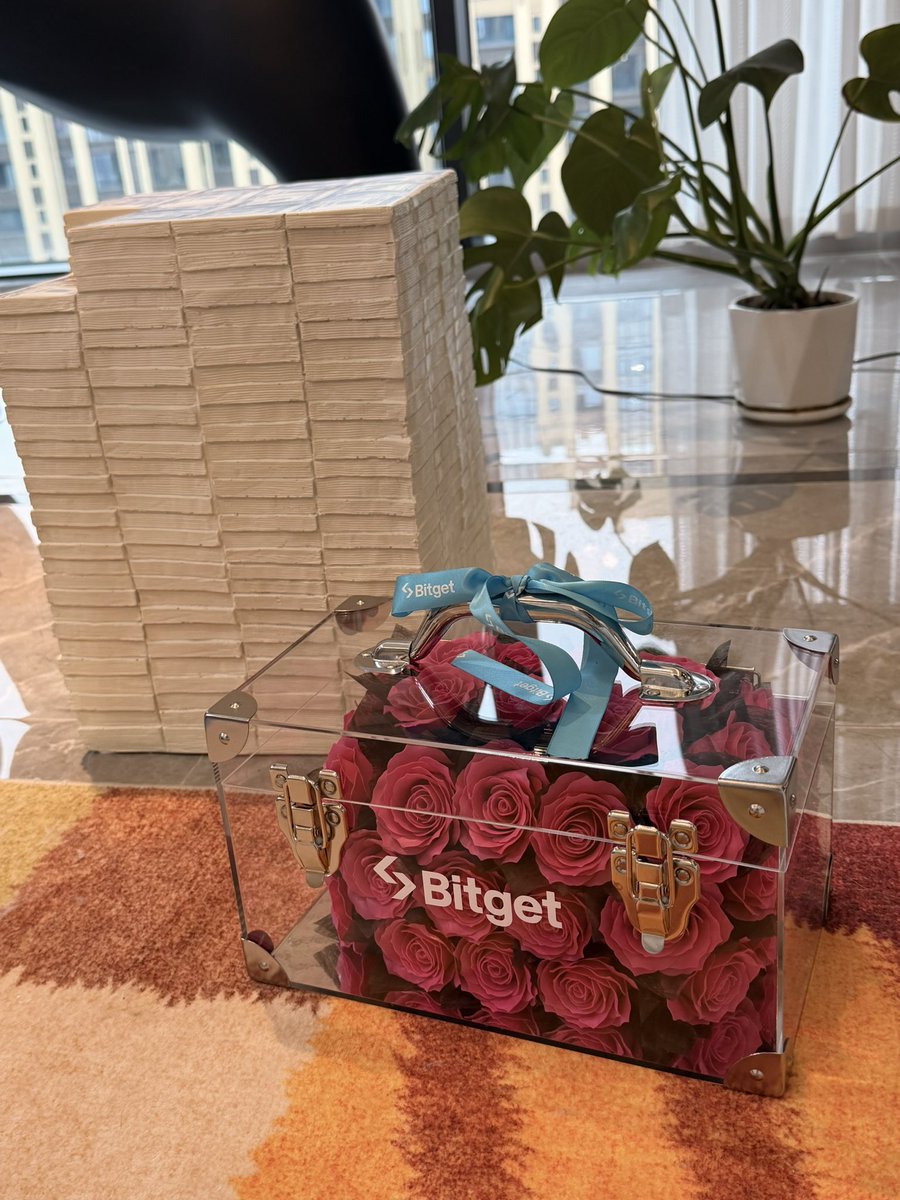 大美Una tweet media