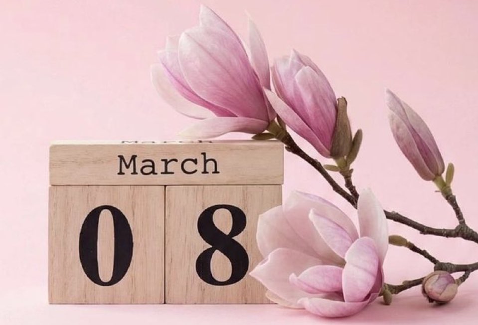 Kadın hayat gibi tüm insanlar yaşıyor onu,ölüm gibi tüm insanları yeniyor,sonsuzluk gibi tüm insanları sarmalıyor 
Kadınlar gününüz kutlu olsun