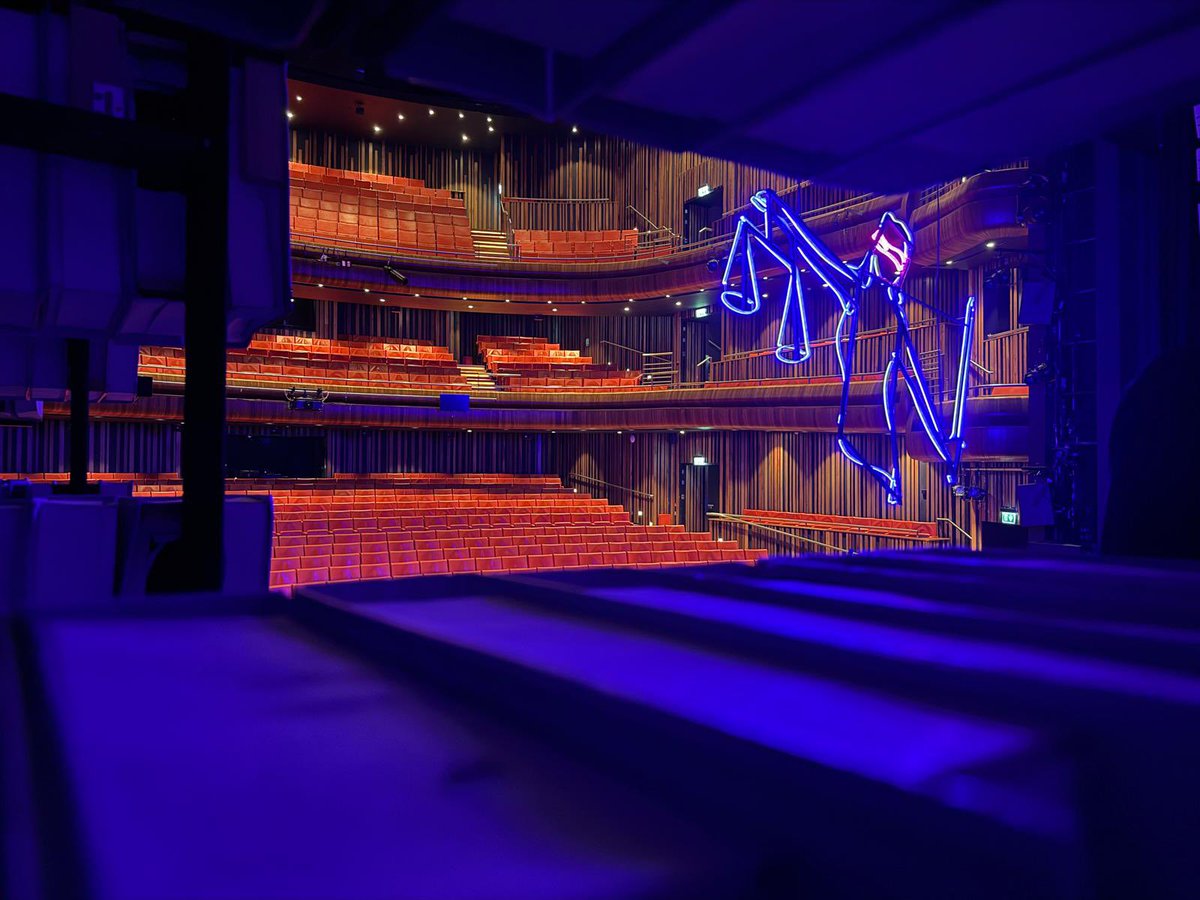 empire street tweet media