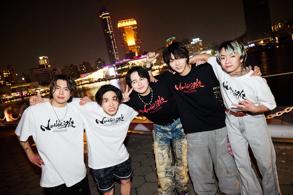 Novelbright_jp's tweet photo. 2026.03.07 at KAOHSIUNG MUSIC CENTER
「Novelbright ASIA TOUR 2025-2026 
〜Winding Road〜」

謝謝大家來看我們的演出😊
第一次的高雄演唱會超棒的✨
還首次演唱了新曲「アネモネ」❤️‍🔥

Winding Road TOUR就此完結🙌
接下來在PYRAMID TOUR相見吧🔥

Photo: @KeecoRoma https://t.co/MlgvtiCXj9