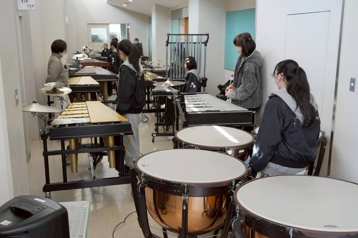 来週3/14（土）は、ジブリパーク「春のどんどこ祭り」にてパレード演奏いたします🌸
お時間のある方はぜひお越しください！

そして、再来週はいよいよ定期演奏会です！
沢山の方にお越しいただけることを楽しみにしています🌟🫧