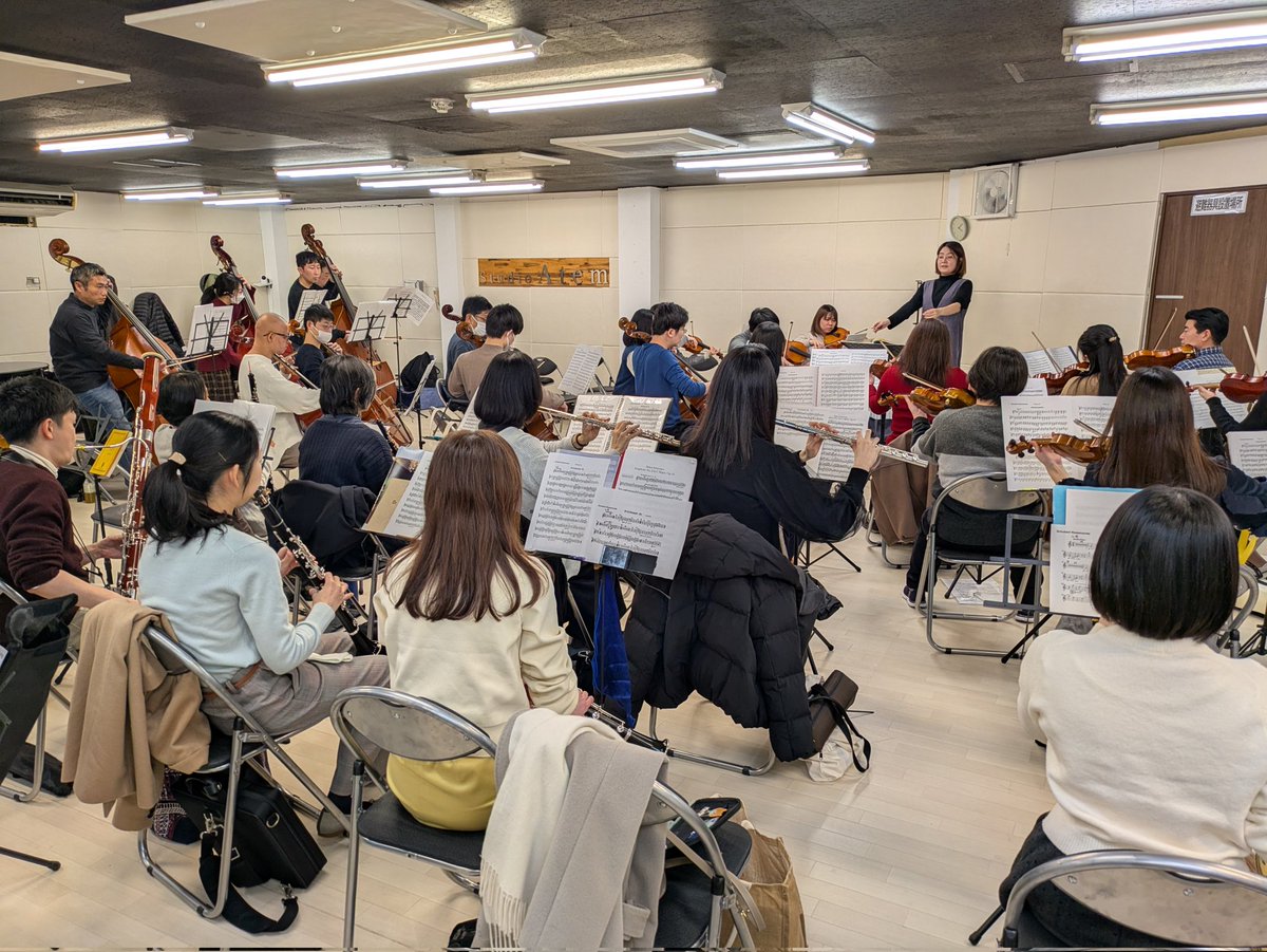 rokkoPO's tweet photo. 3/7（土）・8（日）、1週間前の追い込み練習を行いました。土曜日はシューマンとスメタナを。日曜日は、全曲チェックして、通し練習を行いました。六甲フィルの仕込みは万全です。あとは来週の蔵出しを待つばかりです。ぜひ、その時、同じ時間を共有してください！次の日曜日は神戸文化ホールまで♪ https://t.co/wjaKjxqJUg