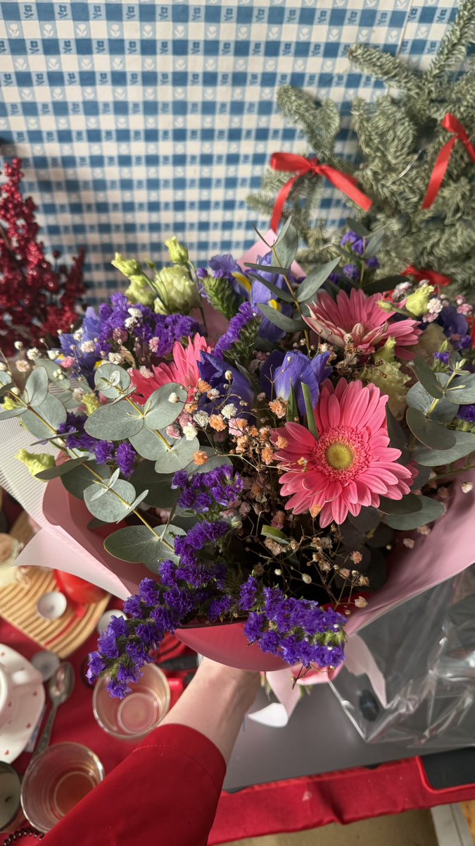 Хитрая лиса ~ tweet media