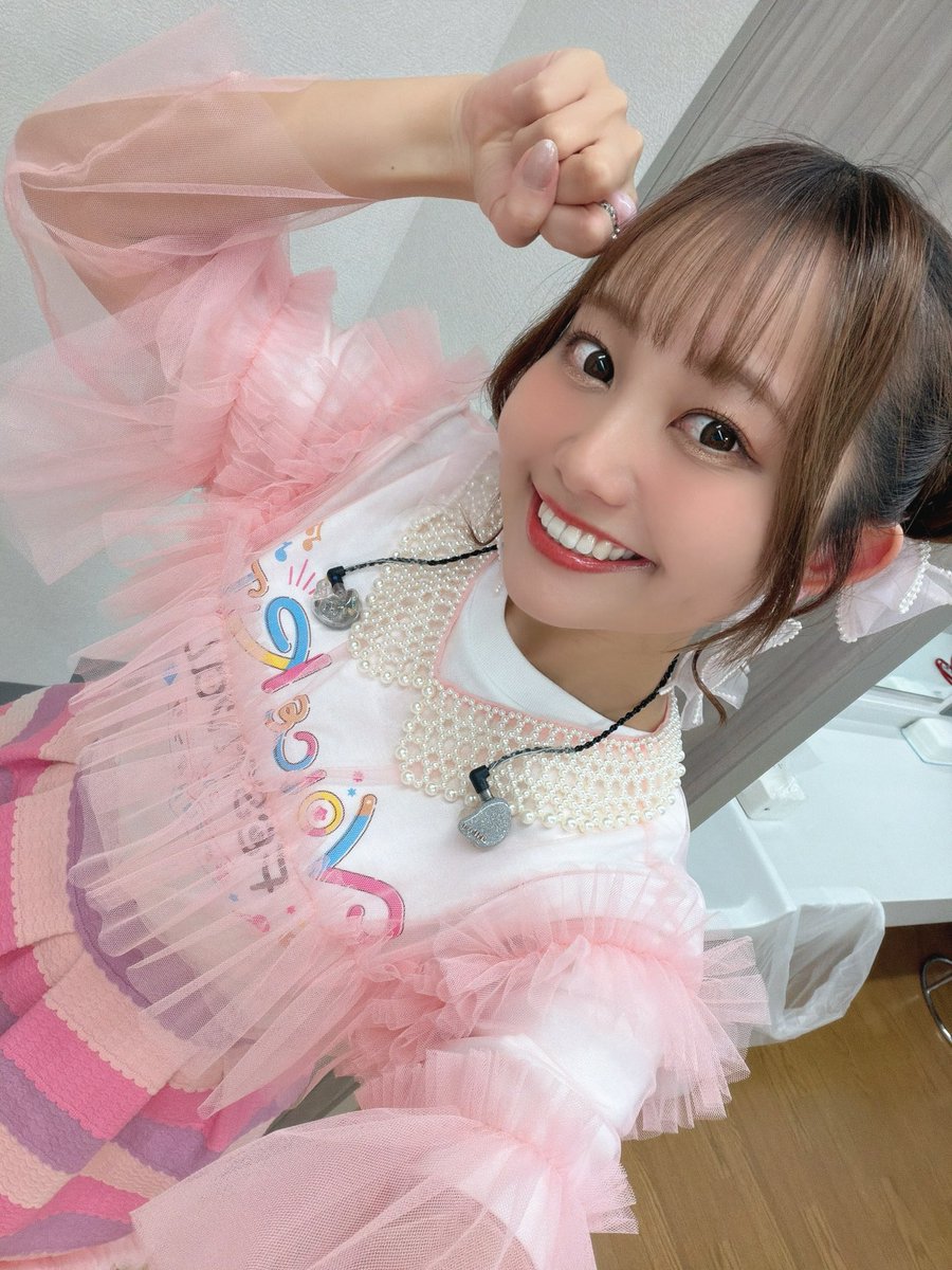 VKFes2026 見てくださいっ！かわいいお衣装🌸 昼と夜でこんな感じで