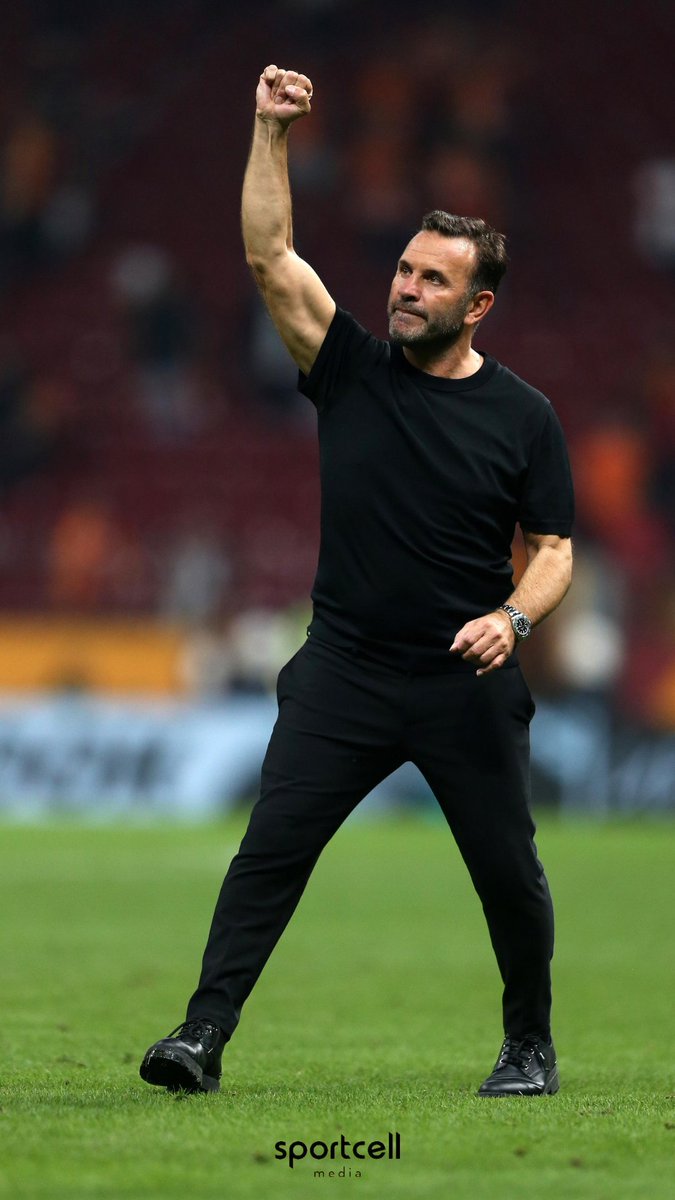 🟥Okan Buruk, Galatasaray başında dün akşam 15'nci lig derbisine çıktı.

Okan Buruk, 15 lig derbisinde 8 galibiyet, 3 mağlubiyet, 4 beraberlik aldı.