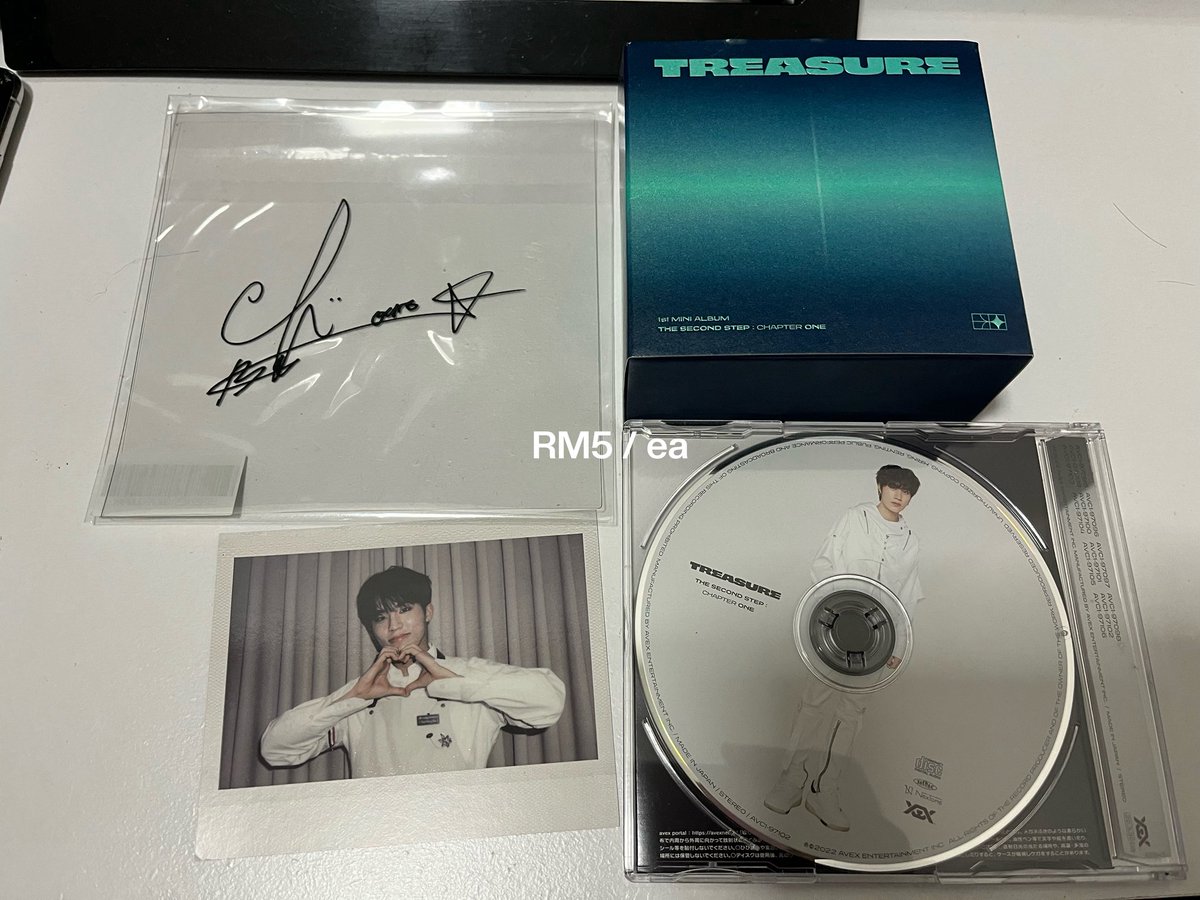 BYDCARTS's tweet photo. Hi! I’m trying to clear some of my K-pop albums (mostly Treasure, BP and yedam). Some items I’m giving away for free and some are selling at very cheap prices. Meetup or postage available.

These are some of the items I’m clearing 👇🏻

#pasarblackpink #pasartreasure #yedam https://t.co/r4E6OsUeN7