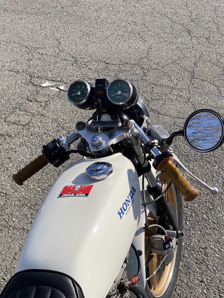 kanisawa1366871's tweet photo. トップブリッジ交換!
CG125の社外を流用
#CB50 https://t.co/KiD060hCJU