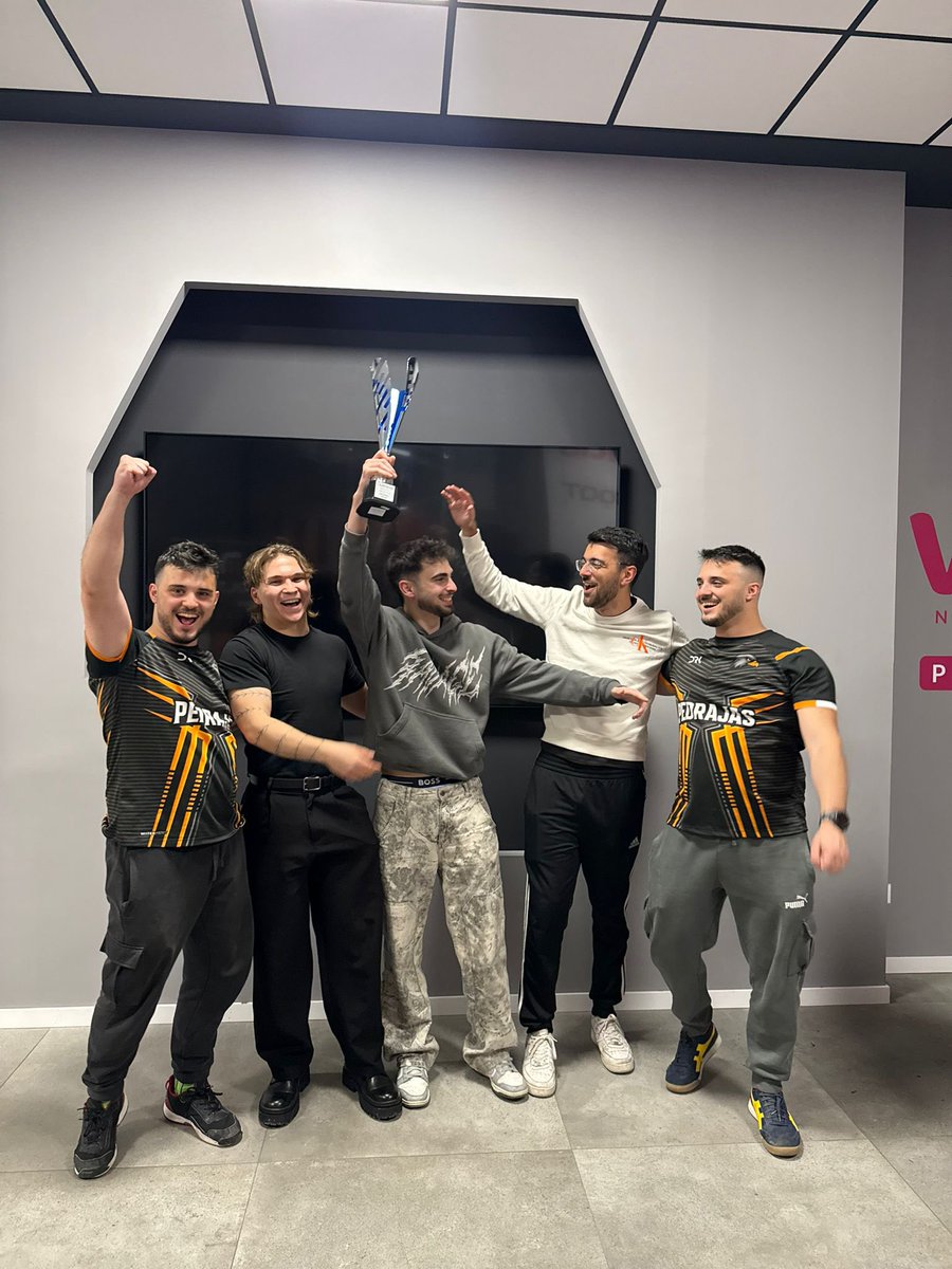 TURTLES CLAN tweet media