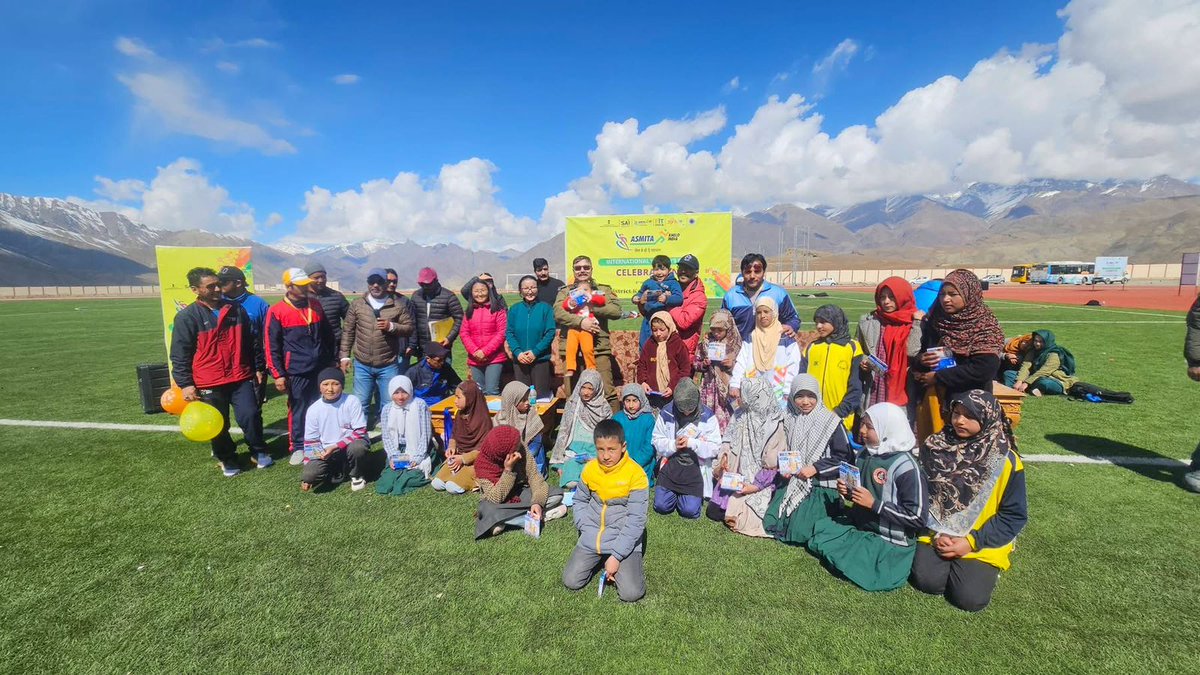 airnewskargil's tweet photo. @MYBKargil in collaboration with DYSSO Kargil organised an ASMITA sports event at Astro Turf Ground, Khel Gaon to mark #InternationalWomensDay2026
ASP Kargil Ishtiyaq Ahmad Kacho was Chief Guest
Despite Ramadhan fasting, young women participated in 100m, 200m &amp; 400m races https://t.co/DWZGItc61X