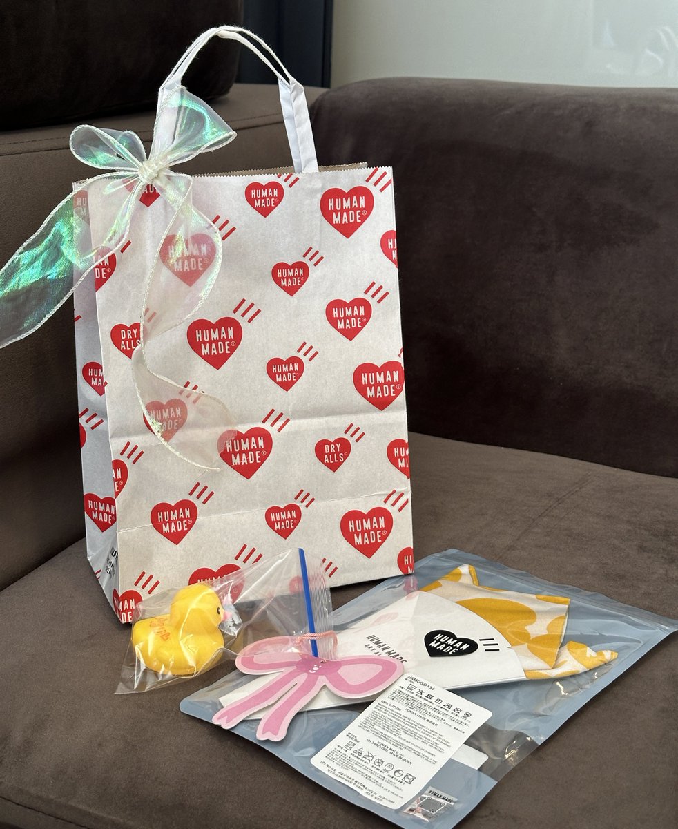 ดิฉันถามว่า tweet media