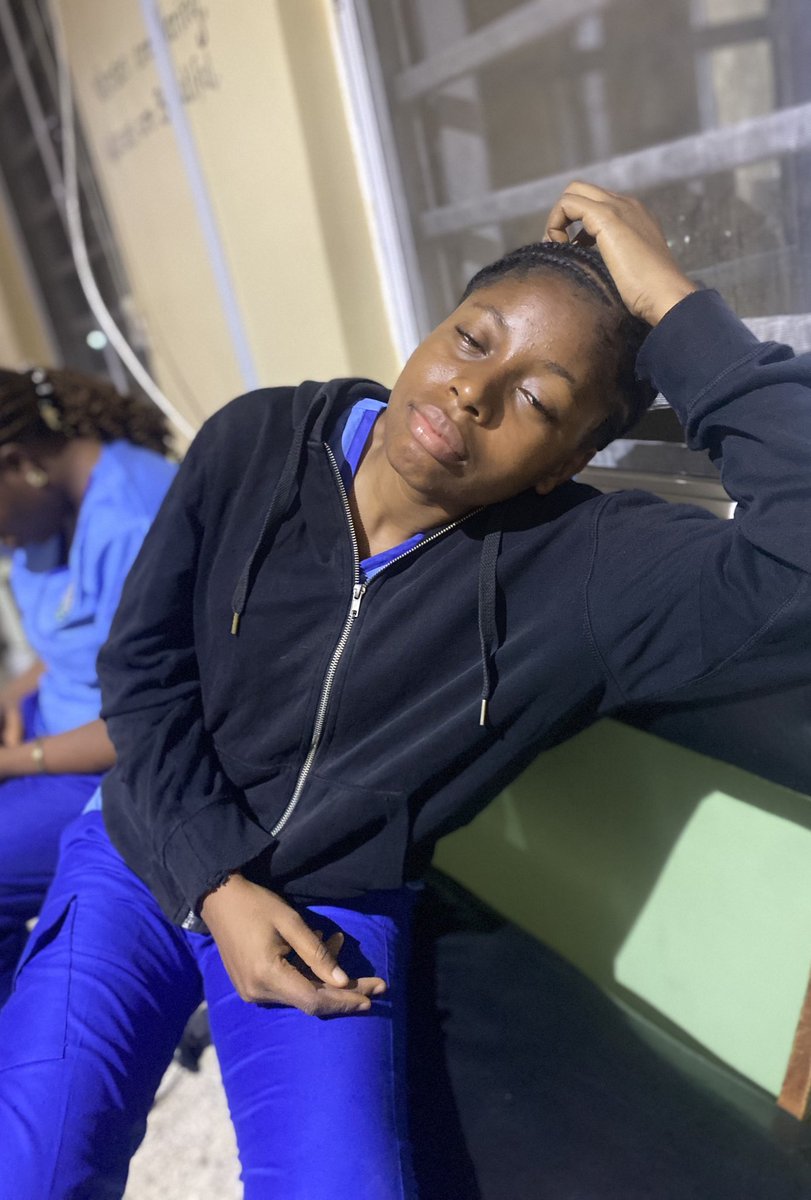 Marvyt001's tweet photo. In the middle of my night shift, my patients and their relatives noticed something was wrong with me.
Earlier that night, I had woken up very febrile and weak.
My eyes were red, my body was heavy, but the ward was full and my colleague couldn’t handle it alone 🧵👉
#NursesLife https://t.co/MGIKHtOtol