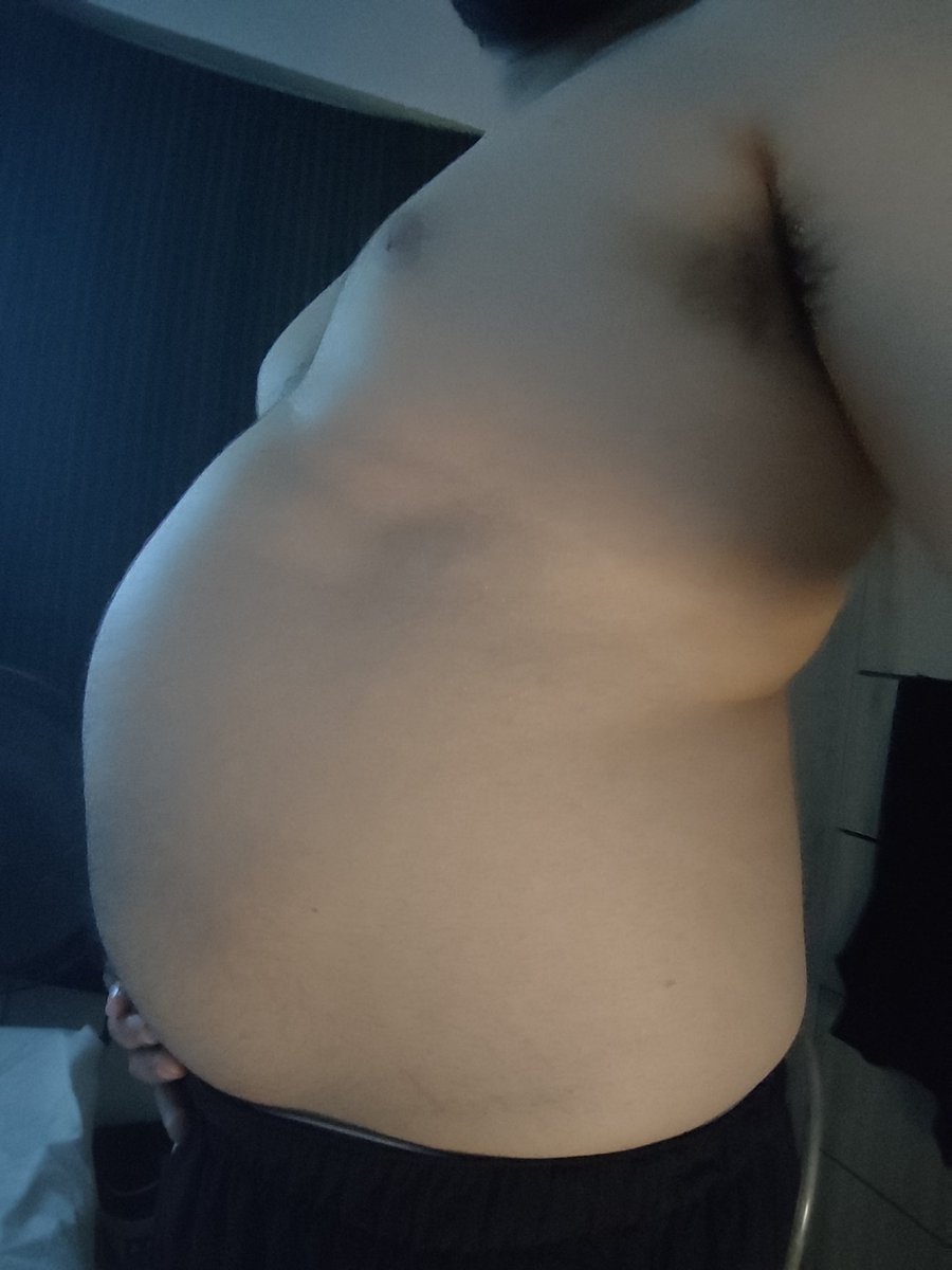 Maxballoon97 tweet media