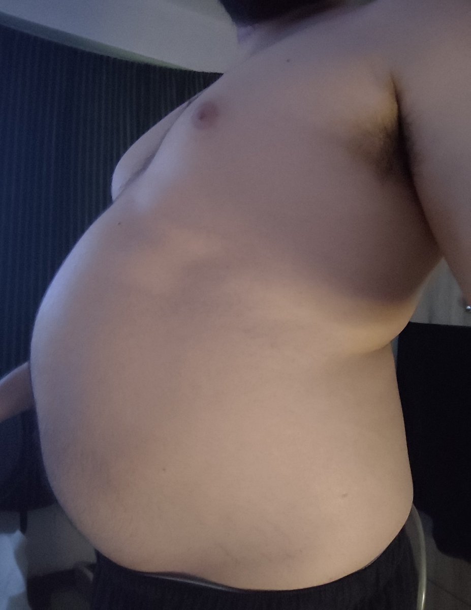 Maxballoon97 tweet media