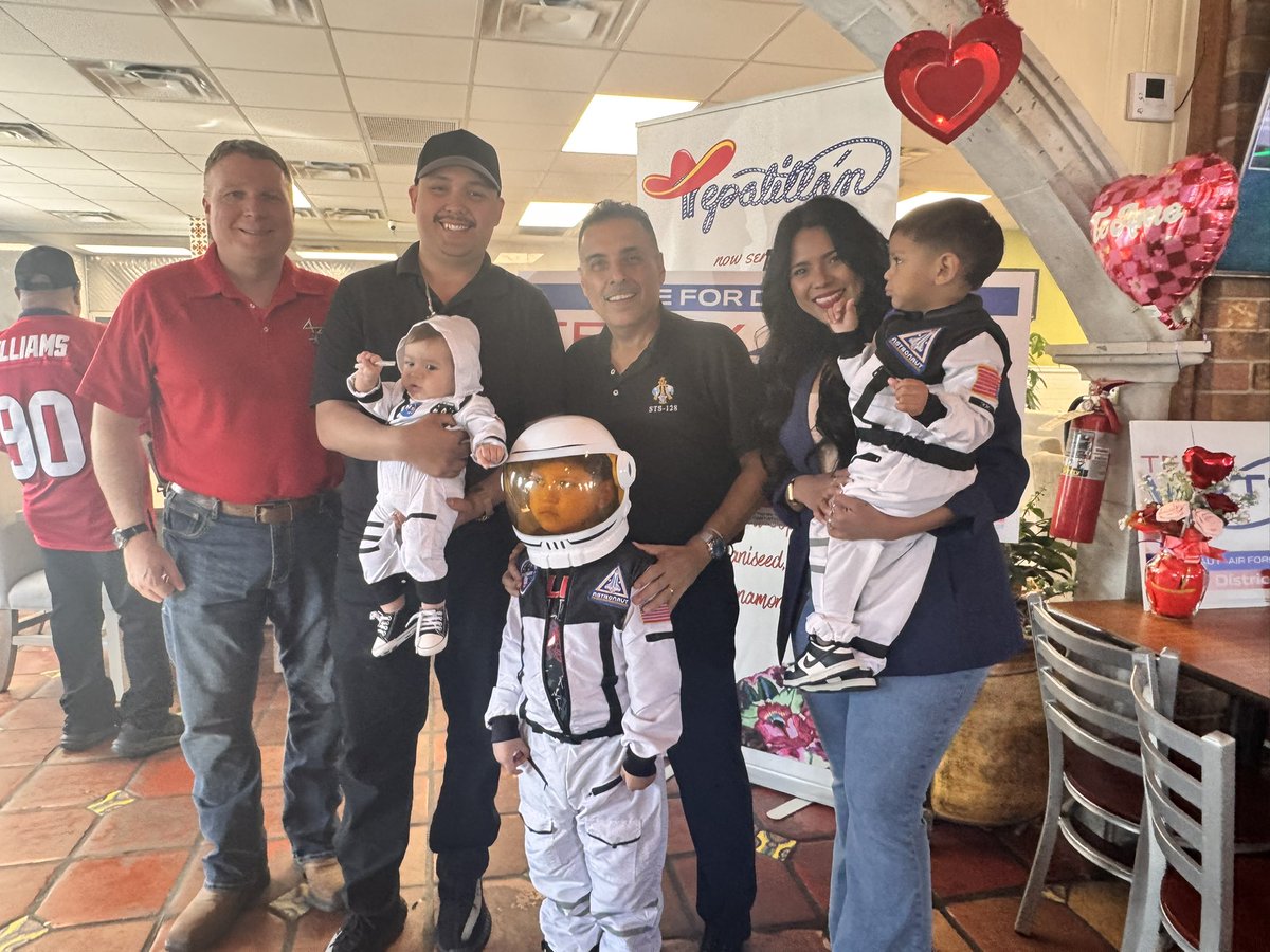 Jose Hernandez tweet media