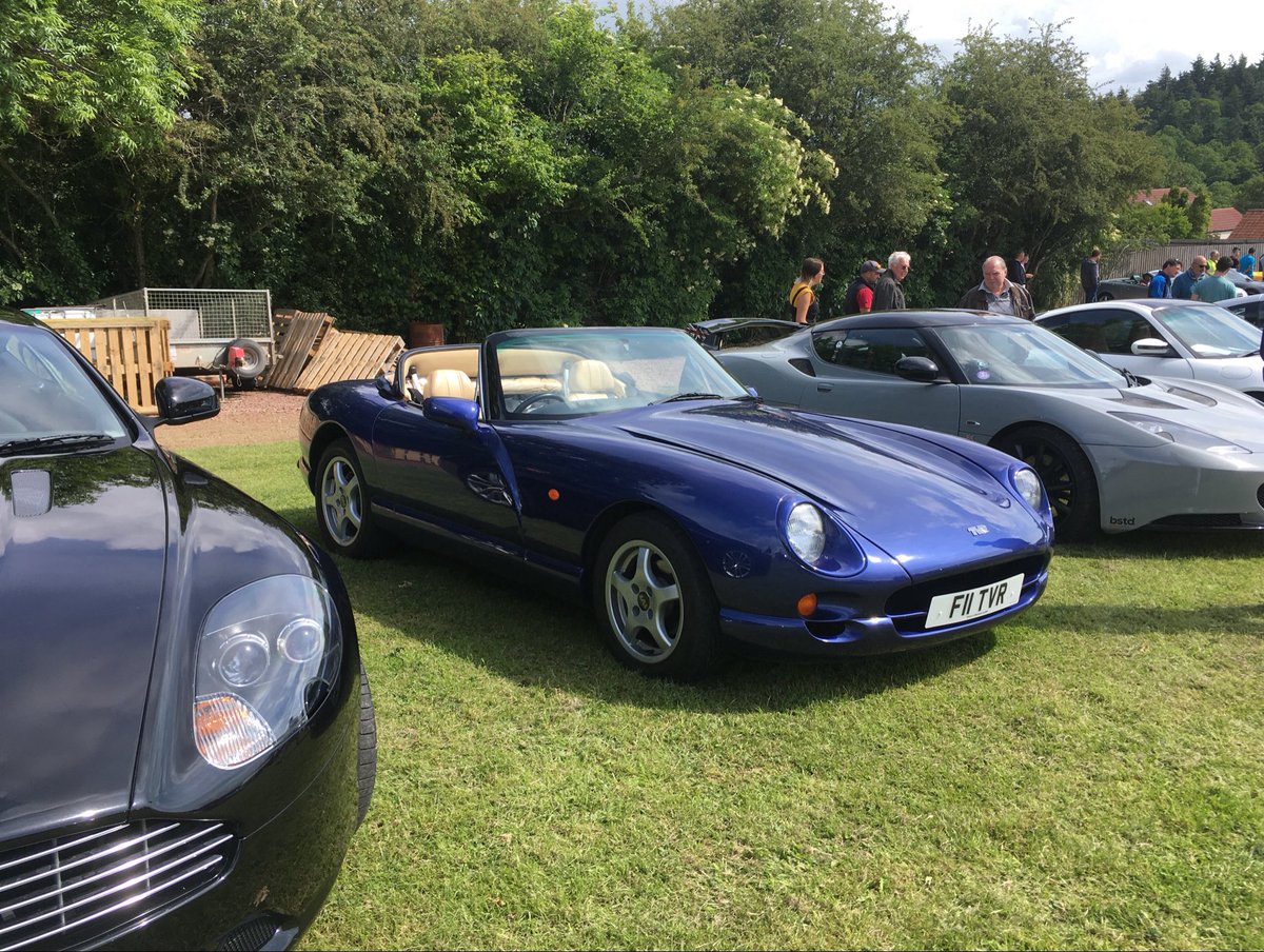 Book Lover tweet media