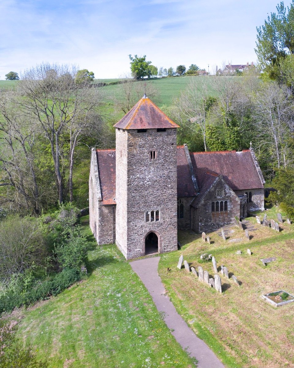 Friendless Churches tweet media