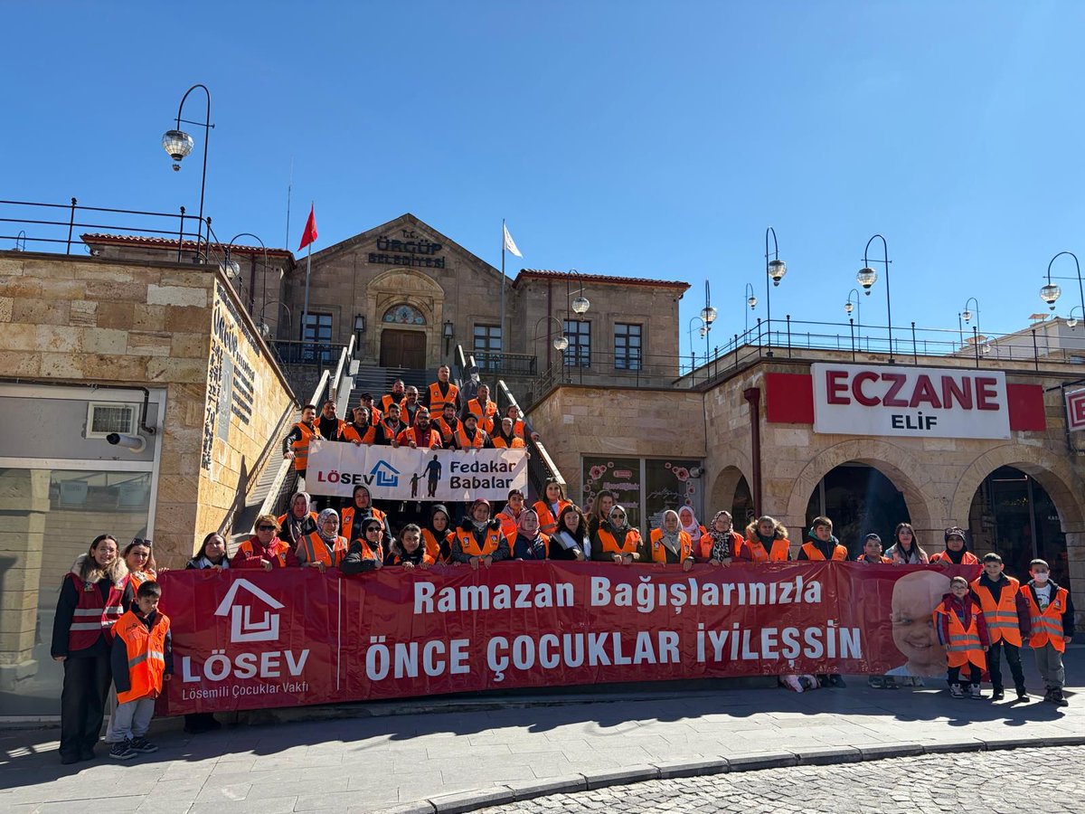 Sizlere Ürgüp’ten sesleniyoruz❤️
#Ramazan Bağışlarınızla
Fitre ve Zekatlarınızla
#ÖnceÇocuklarİyileşsin ❤️
<a href="/ustunezer/">Dr. Üstün EZER</a> 
<a href="/losev1998/">LÖSEV</a> 
<a href="/hulya_unver/">Hülya ÜNVER</a> 
<a href="/julidearifoglu/">Dr.Julide Arifoğlu</a>