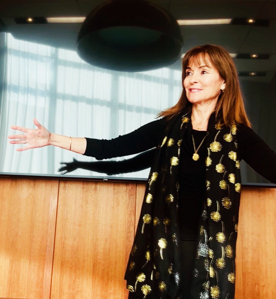 Leonie Mellinger 💙 tweet media