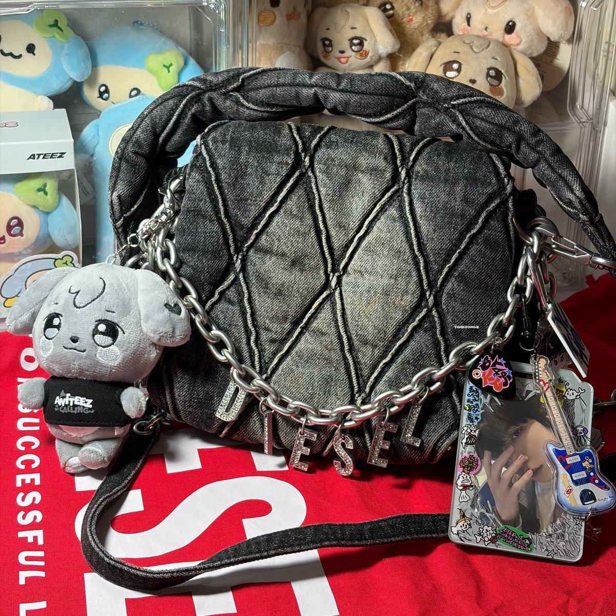 chin ✮ tweet media