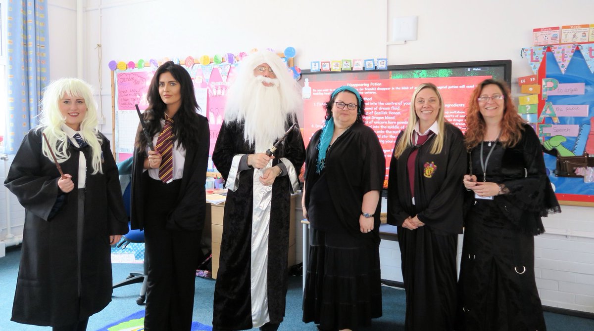 MrsWilsonY6's tweet photo. Devastated by the loss of my first ever teaching partner, Steve Bayliss. Always loved a dress-up - hated driving me around Portsmouth. Such a role-model in the world of education. https://t.co/zUoIZ0lUBg