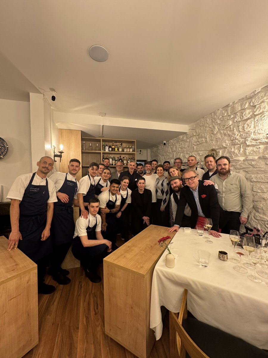 Mark Morris tweet media