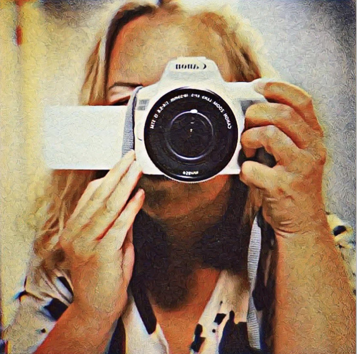 SheClicks tweet media