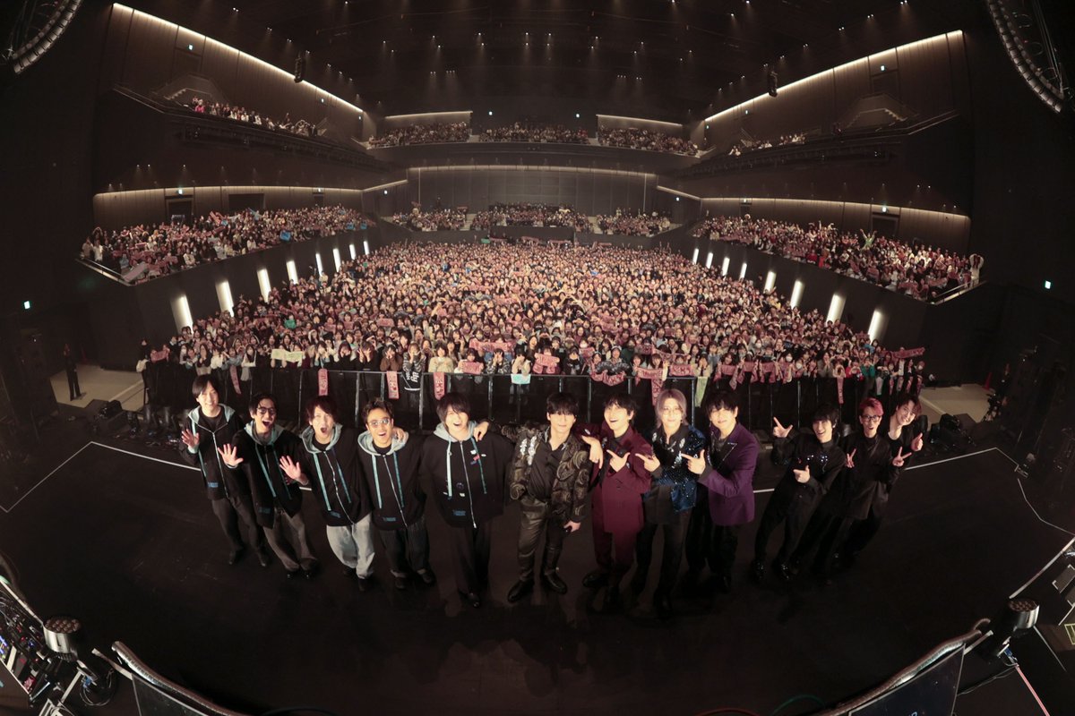 Sir Vanity tweet media