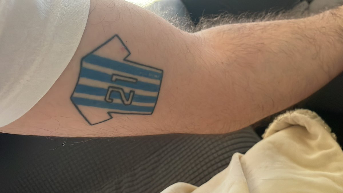 NonValen's tweet photo. @RCCelta @Madonna https://t.co/FSFA8bOL3f