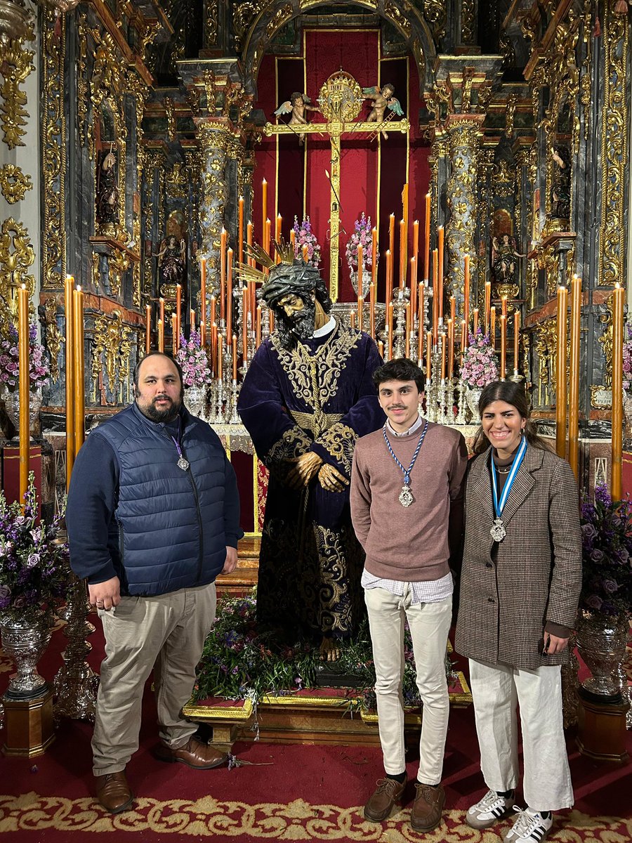 🔵 #ActualidadPastoreña | Miembros de la Junta de Gobierno de nuestra Hermandad asistían ayer sábado a la Función Principal de la <a href="/HdadPerdonMad/">El Perdón</a>, respondiendo así a su invitación y a la visita y presente que nos hicieran el pasado septiembre, por la Coronación Canónica de la