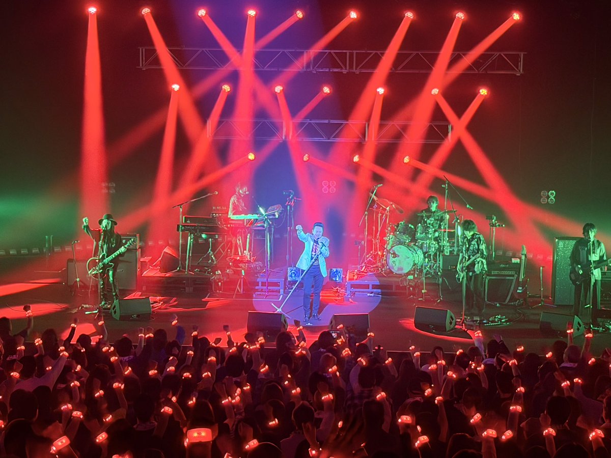 iehokofficial's tweet photo. ⚡️️HOUND DOG大友康平70歳記念LIVE️⚡️
HOUND DOG LIVE 2026
ROLLING 70 "ROCK'N'ROLL GOES ON"
東京公演2Days、無事終了しました
ご来場いただいた皆様、ありがとうございました ✊

#ROLLING70 のハッシュタグをつけて、感想をネタバレしない程度でポストしてくれたら見つけにいって👍️を押させていただきます

次は大阪でお会いしましょう 🎙️

#ハウンドドッグ #大友康平 
#佐藤達哉 #須長和広 #芳賀義彦 #野崎真助 #草刈浩司