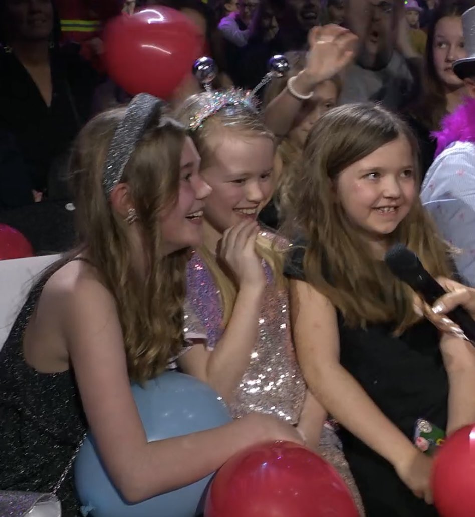 Ann T. Red tweet media