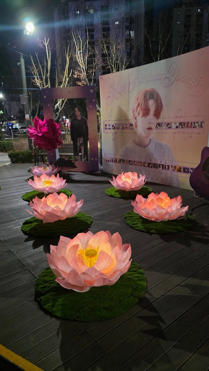 Yoongi's birthday project at Hybe is so cute!!!! 😭💜