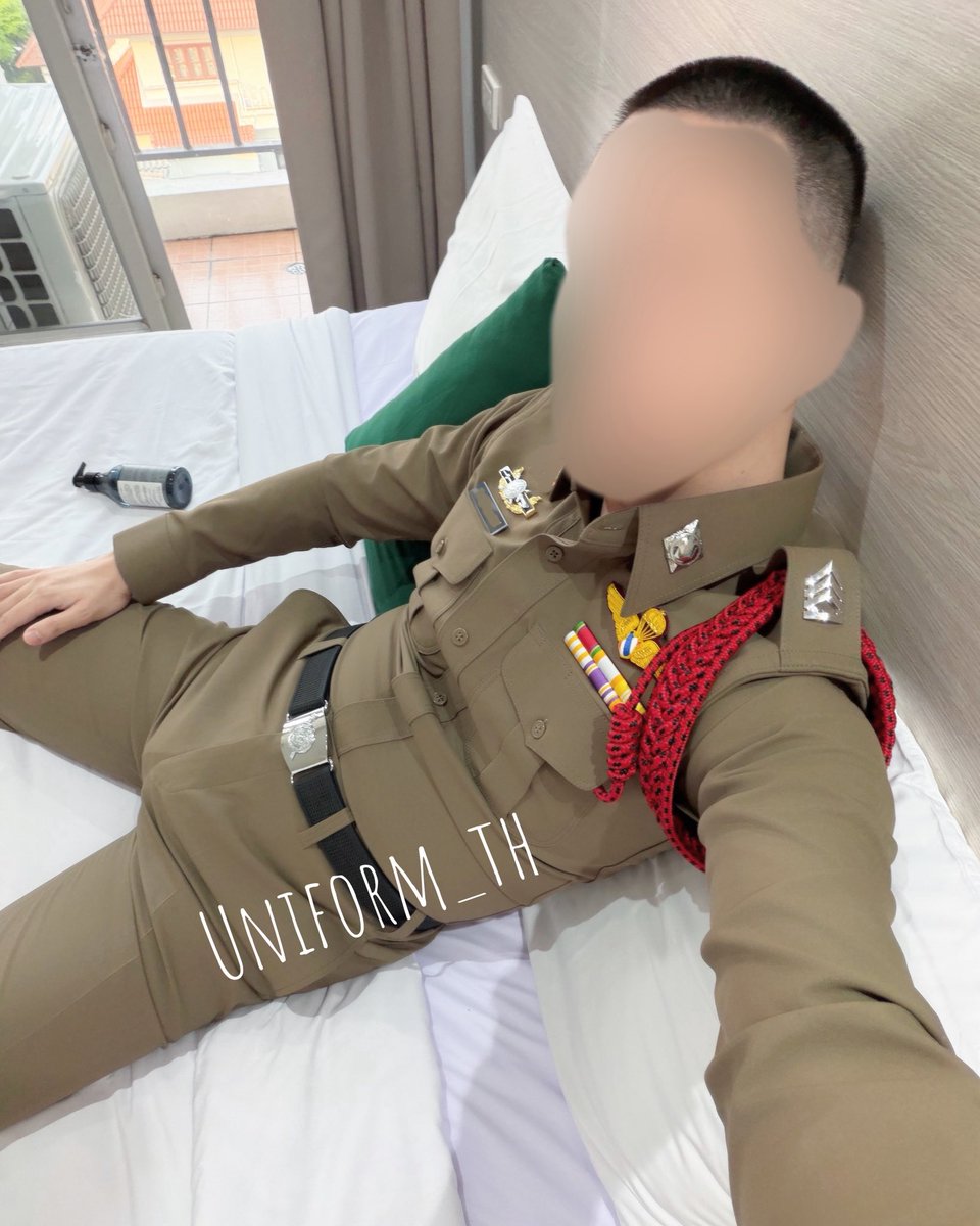 UniformFetish tweet media
