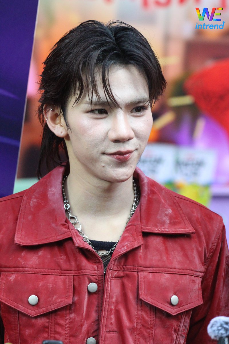 weintrend_tv's tweet photo. "ปลั๊กกี้ PERSES" สัมภาษณ์สื่อ ในงาน "RINBEE X PERSES IT’S RINBEE TIME! จังหวะนี้รินบี้เลย!"
#PLUGGY_PERSES
#PERSES #PERSES_TH
#RinbeexPERSES
#ItsRinbeeTime
#Rinbee
#จังหวะนี้รินบี้เลย https://t.co/R8KIlXVqFE