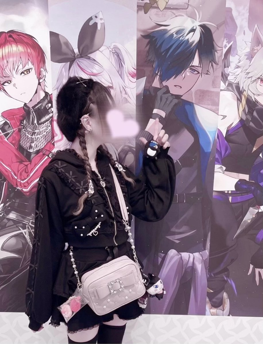8s2yan's tweet photo. Q. 大切なものって、なあに？

A. 今失くしたそれ https://t.co/tQv4JhFpkD