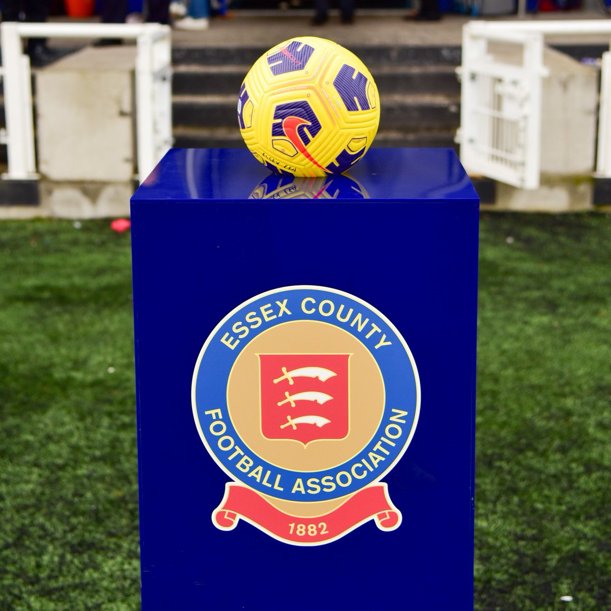 EssexCountyFA's tweet image. 🛡️ #GrassrootsFootball depends on incredible volunteers. Our #Safeguarding Drop-In Sessions on Wednesday (11th March) are designed to give you flexible access to support - join anytime and ask questions! 🔗 essexfa.com/news/2026/mar/…